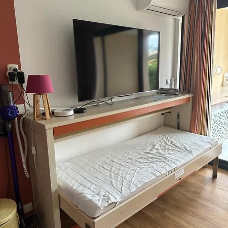 Francia Piscine Tennis A 500m Des Plages De Lägenhet